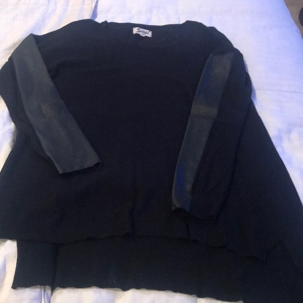 Sweater - Picture 3 of 5